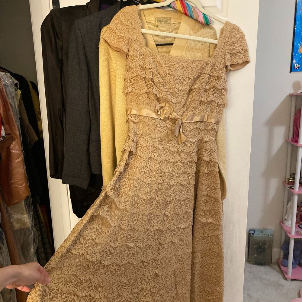 Romantic 1950s Martha Weathered Cappuccino Lace Fit & Flare Dress